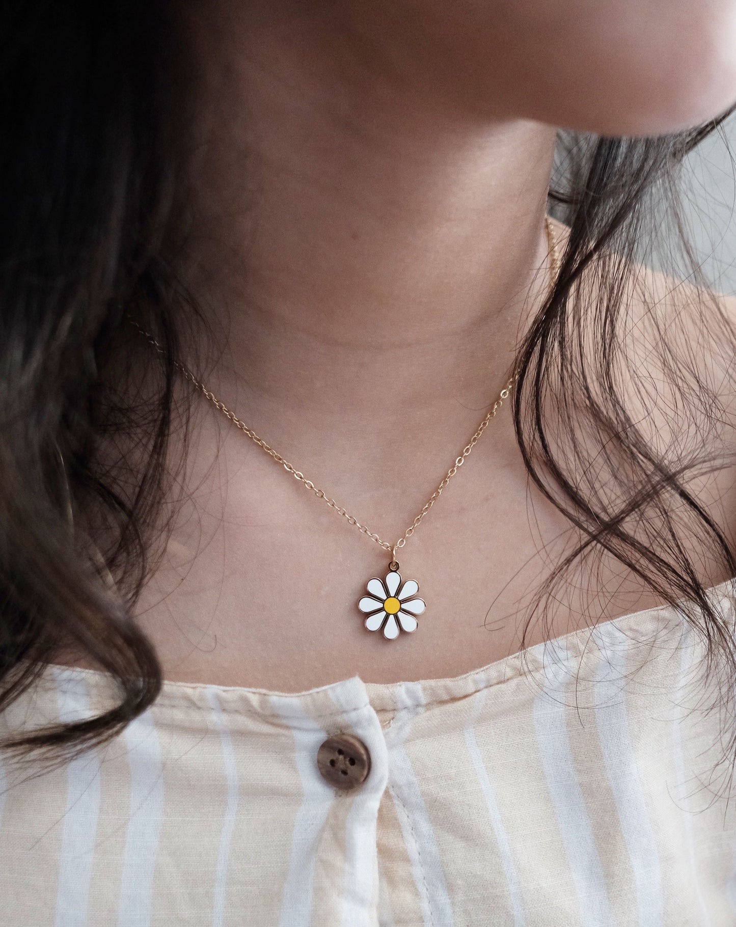 daisy necklace