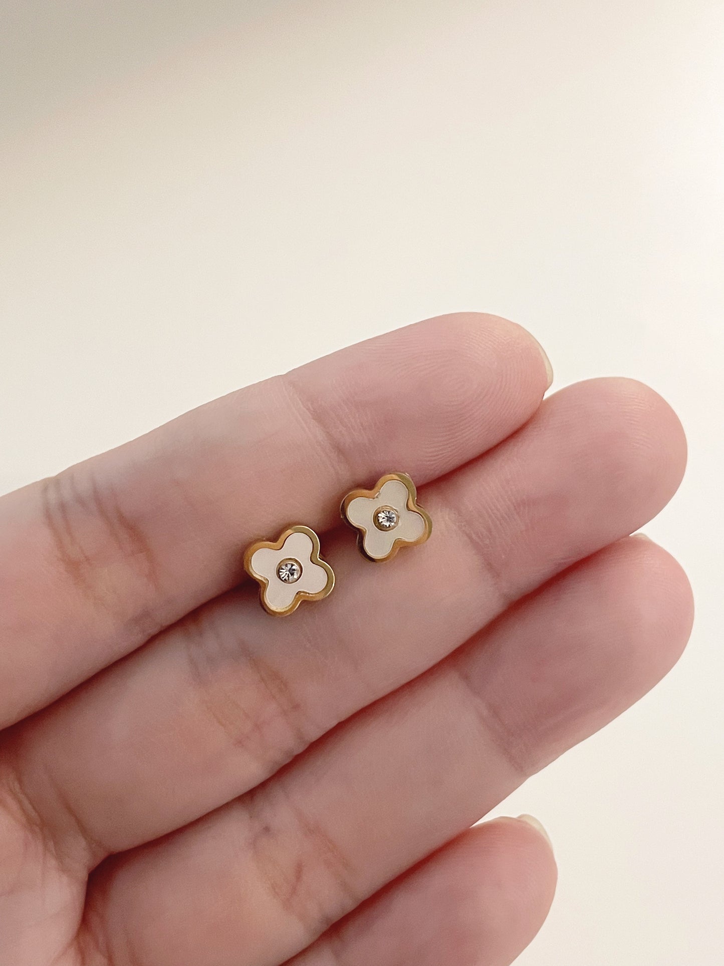 flower earrings